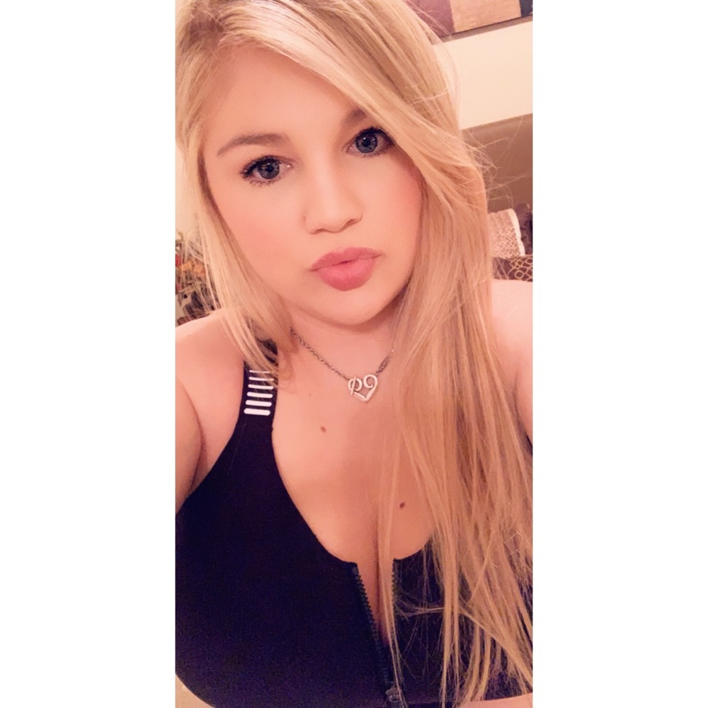 Meet your Posher, Kelsi